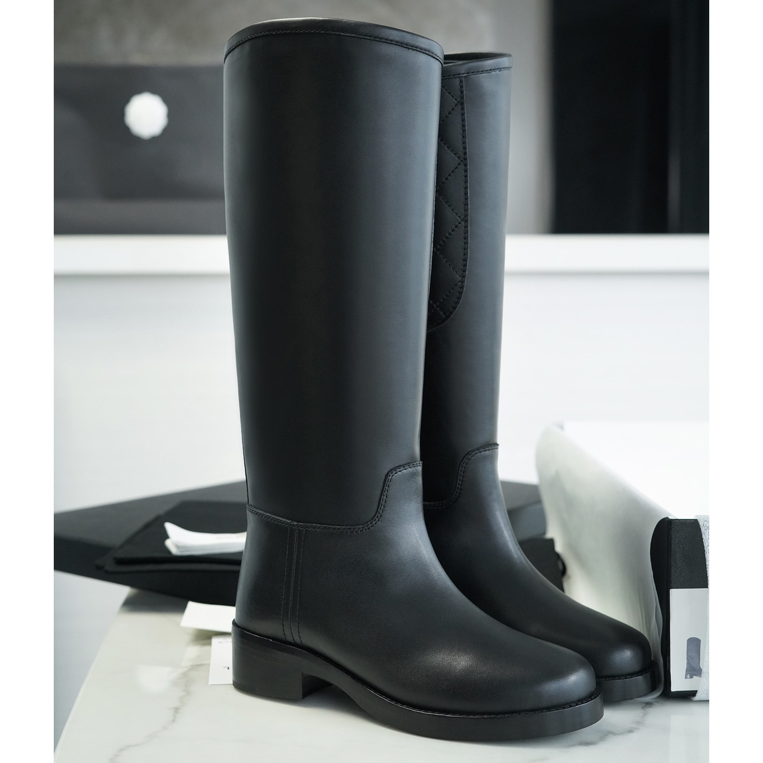 Womens Classic Knee High Riding Boots Black Leather Quilted Stitching Block Heel Tall Boots Elegant Long Footwear For Winter Commute And Daily Outfi