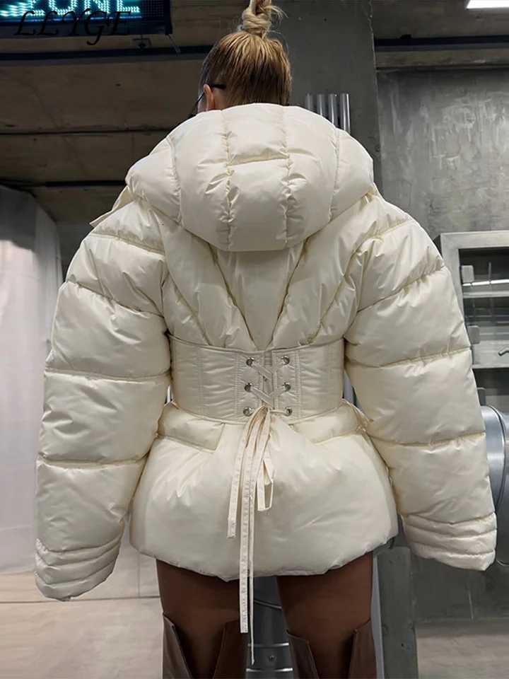 Fashion Women's Down Parkas Bandage Waist Cinched Women's Hooded Padded Coat Stand Collar Long Sleeve Zipper Coat 2026 Winter Lady Warm Do