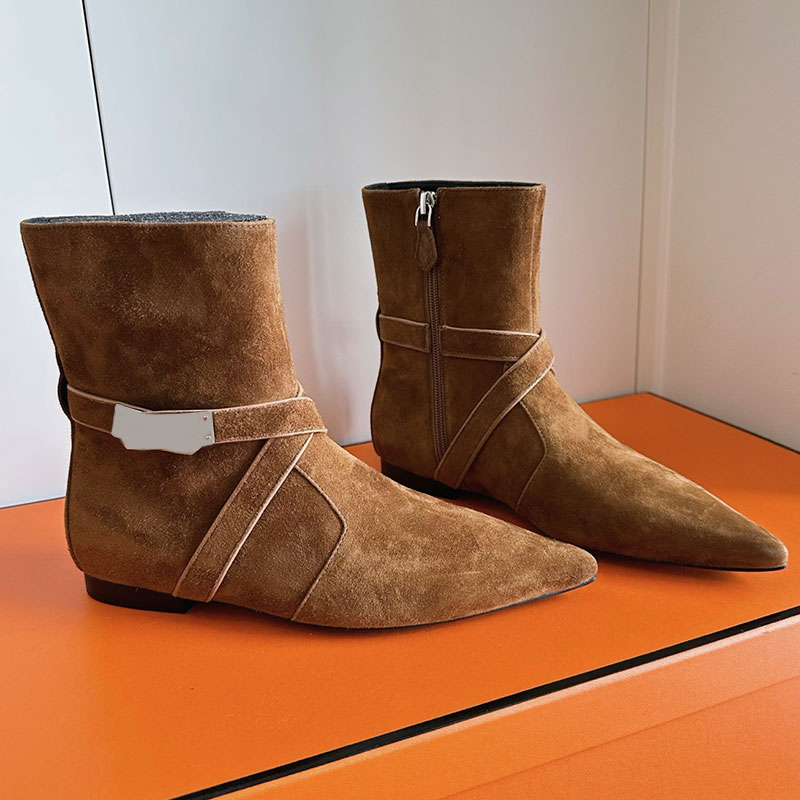 Designer winter ankle boots luxury womens retro boots anti slip wear resistant leather outsole boots side metal buckle zipper closure pointed ankle
