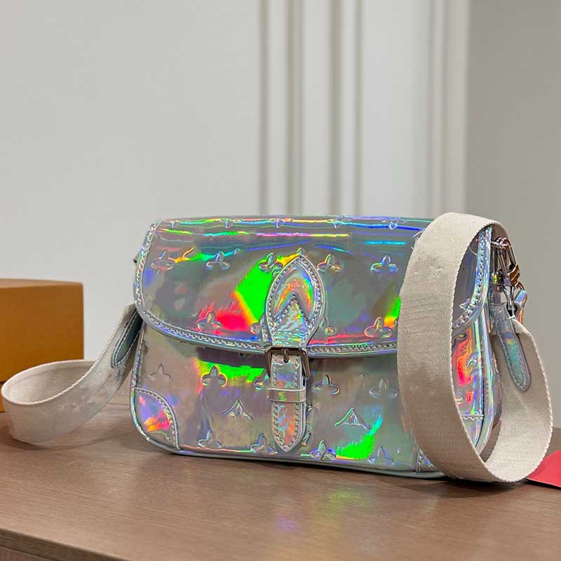 26FW Denie Laser Rainbow Leather Cosmetic Bags Women Luxurys Designers Shouder Bags Totes Handbag Wallets Messenger Purse Card Holder pouch Travel o