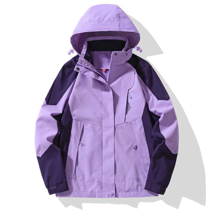 Outdoor Jackets Hoodies Couple Outdoor Mountaineering Hiking Adventure Hooded Waterproof Breathable Spring and Autumn Fashion Versatile Jacket Q2610
