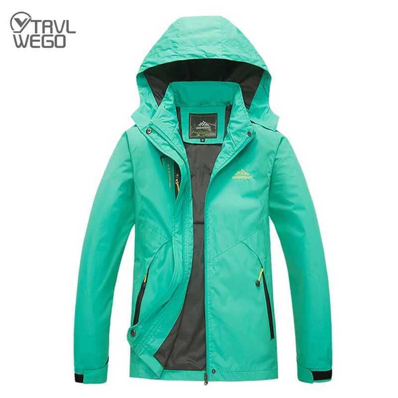 Outdoor Jackets Hoodies TRVLWEGO Women's Autumn Waterproof Rain Jacket Camping Lightweight Raincoat Hooded Hiking Jacket Softshell Windbreaker