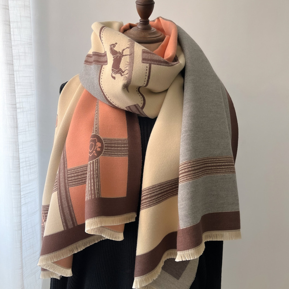 Scarves Designer Autumn Winter Womens Colorblock Scarf Tassel Frayed Patchwork Soft Luxury Cozy Thickened Shawl Brand Fashion Trendy European Americ
