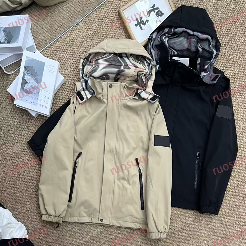 Designer Hooded Jackets Mens Zipper Seasonal Sportswear Classic Embroidery Fly Pony Jacket Nylon Outdoor Top Quality Arm Black Badge Hoodies Men Wom