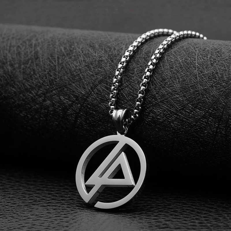 Pendant Necklaces Fashion Geometric Pendant Men Necklace Square Round Tag Street Rock Women Retro Titanium Steel Accessories Hot Sale X261008