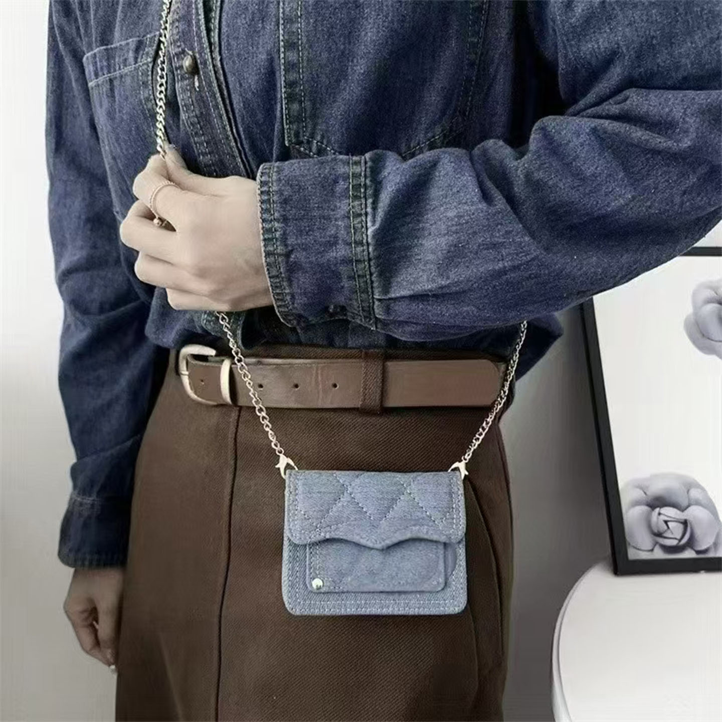 Designer women's mini denim crossbody bag filled with diamond grid flap small handbag metal chain shoulder wallet lipstick card storage small m