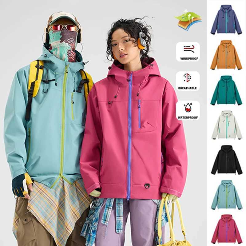 Outdoor Jackets Hoodies Couples Mountain Style Jacket Outdoor Hiking Mountaineering Coat Loose Casual Hooded Outerwear for Teens Adults Q261008