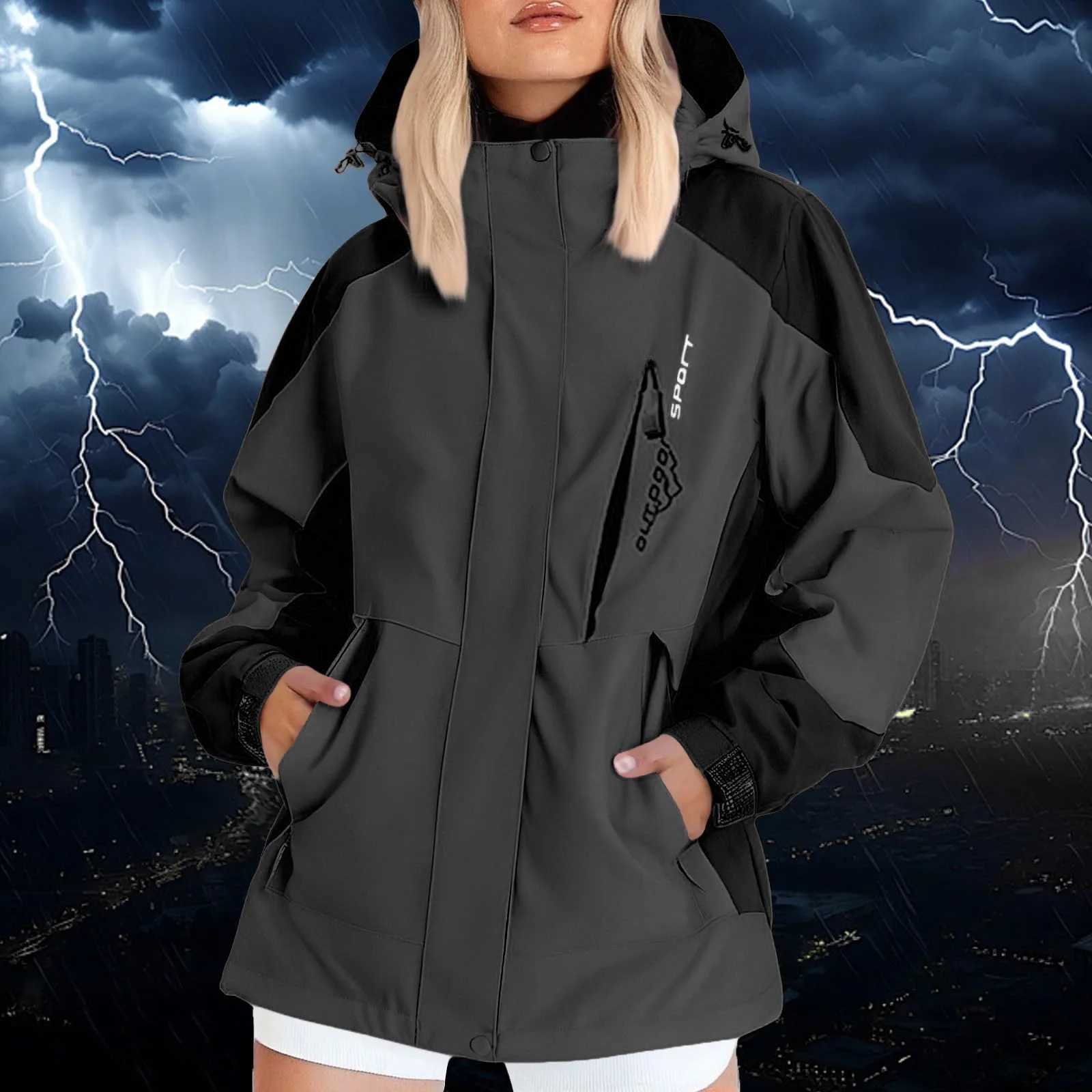 Outdoor Jackets Hoodies Autumn Women's Patchwork Hiking Jacket Camping Hooded Jackets Outdoor Windproof Waterproof Thin Mountaineering Jacket W