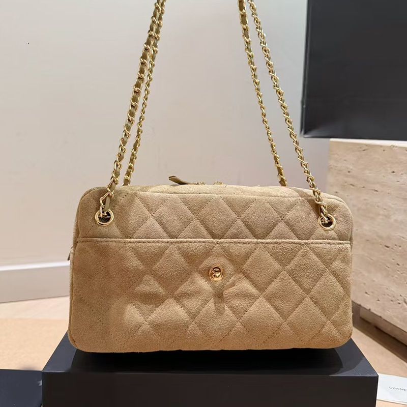 26A Maxi Camera Bag Case Designer Suede Quilted Camera Case Womens Large Capacity Chain Shoulder Crossbody Bag Vintage Style Zipper Handbag