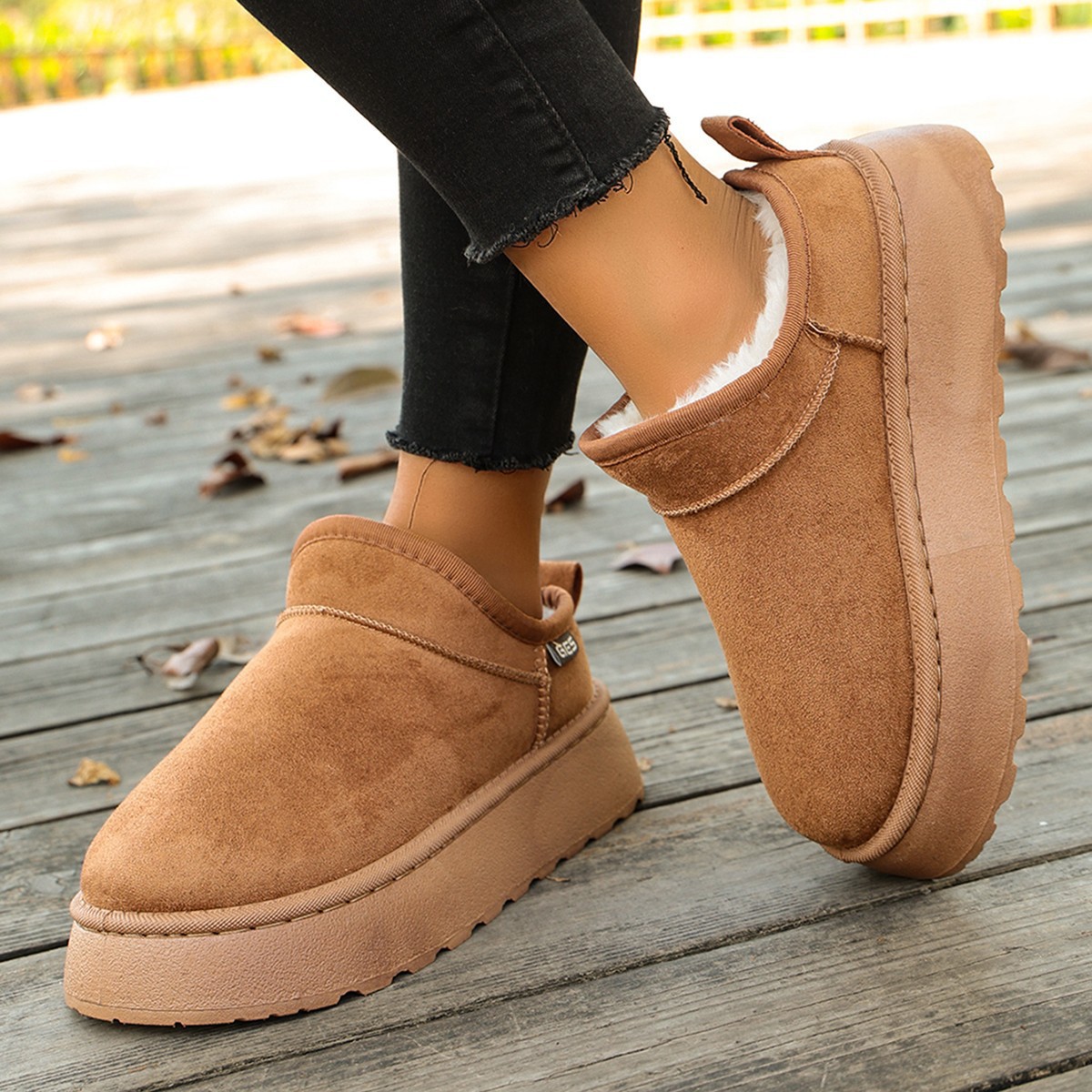 New designer Men's & Women's Snow Boots - Winter Cotton Shoes with Warm Fur Lining Comfortable Ergonomic black plain