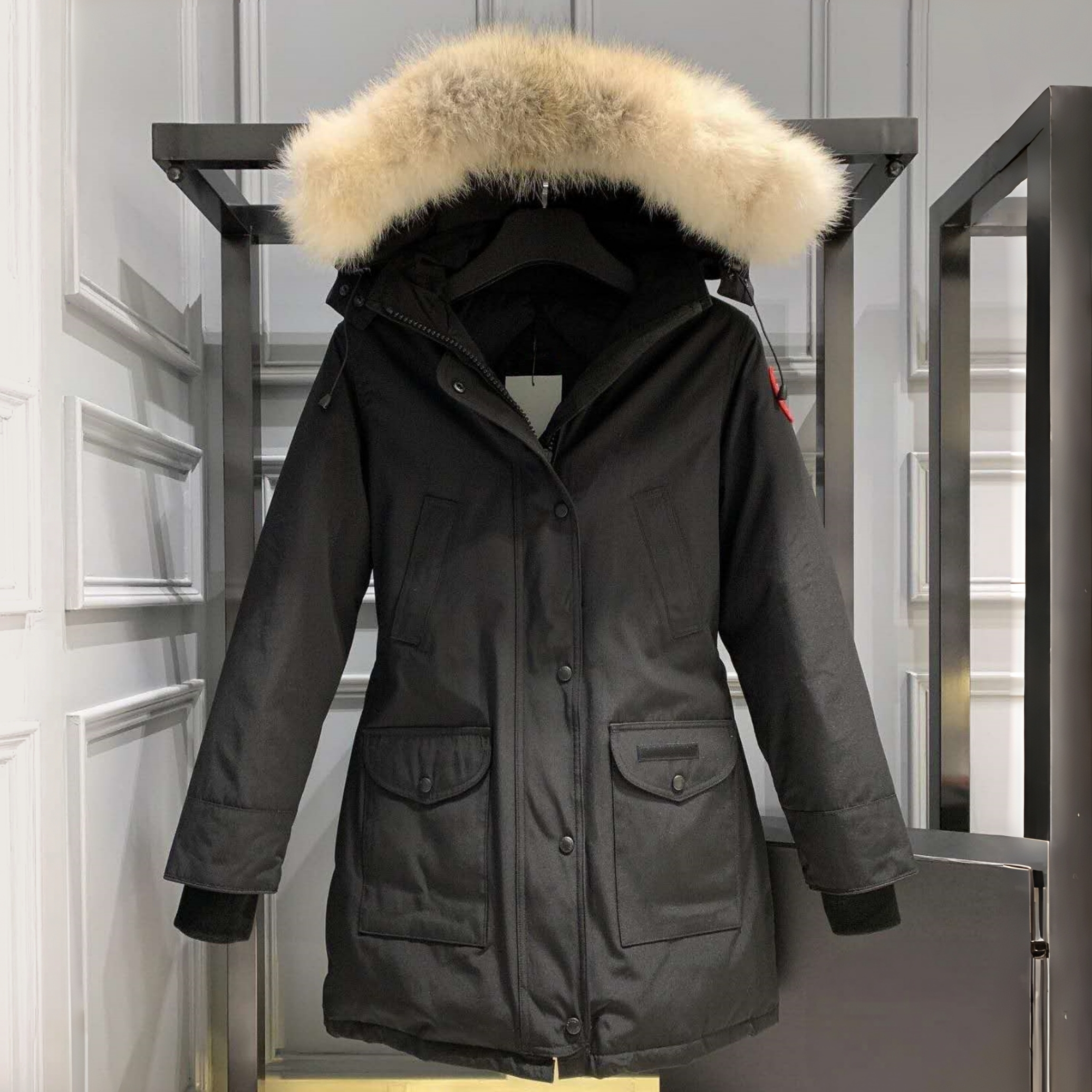 Designer Winter Jacket Womens Mystique parka Coat Long Down Jacket mens Real Big Wolf Fur Puffer Jacket Doudoune Thick Warm Skin Coat Windproof Stre