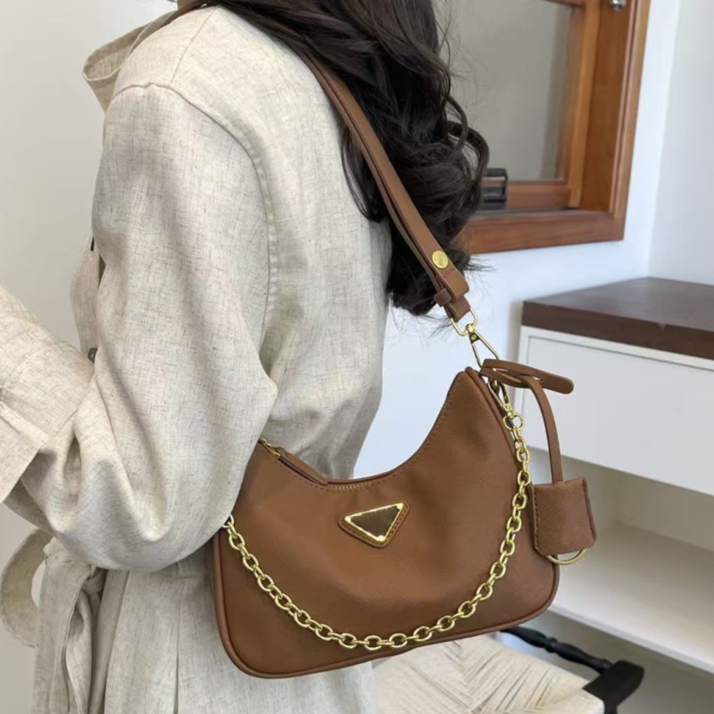 Designer Luxury Hobo Bag Women Classic Triangle Nylon Shoulder Bags Vintage Underarm Crossbody Purses Detachable Chain Fashion Messenger Handbags