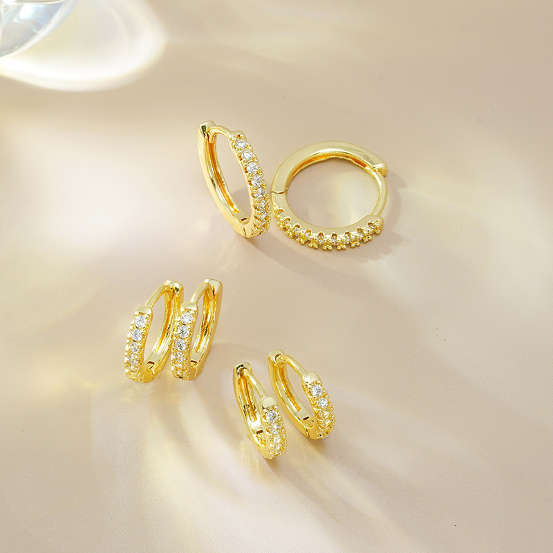 Minimalist Brass 18k Gold Plated Moissanite Geometric Huggie Women's Textured Hoop Earrings