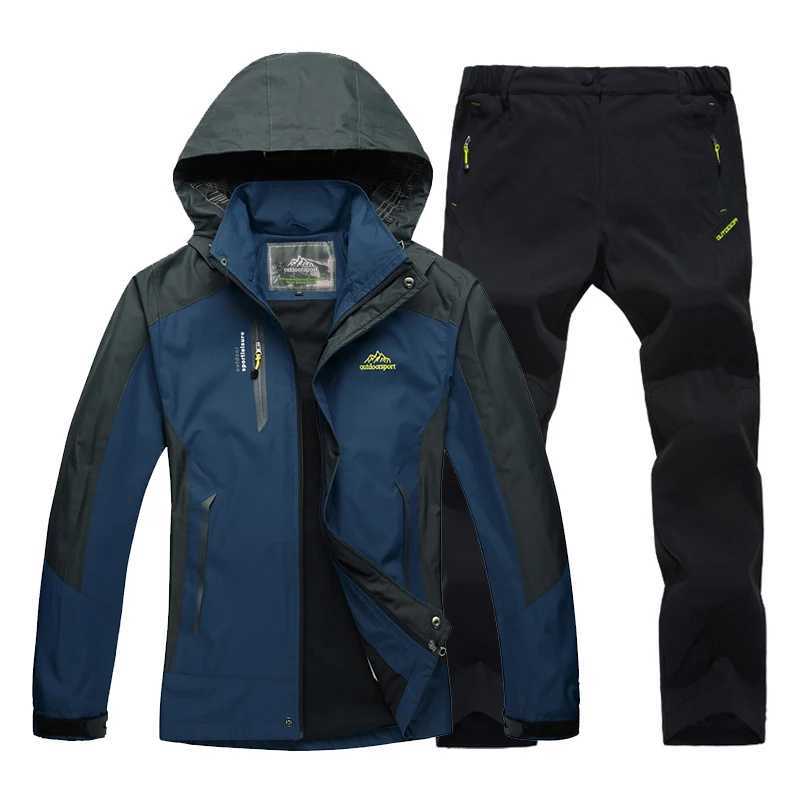 Outdoor Jackets Hoodies Trekking Outdoor Jackets for Men Autumn Classic Waterproof Rain Coats Hooded Camping Man's Rainwear Hiking Jacket and P