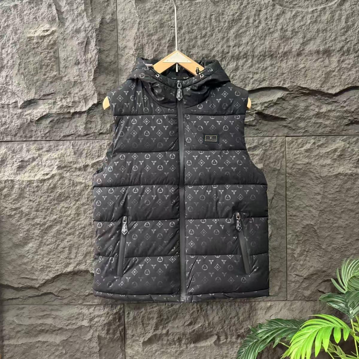 Mens Vests Leather Jackets Fur Designer Embroidery Jacket Downs Coat Autumn Spring Hoodie Mens Coats High Street Womens Outerwear S-4XL