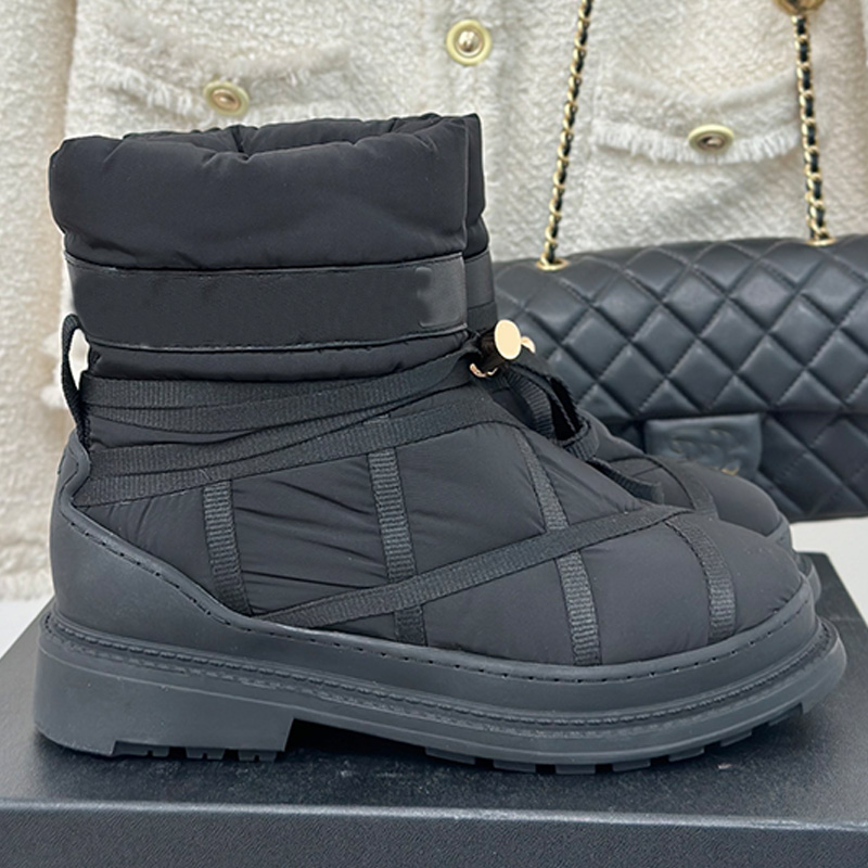 Winter Designer Womens Thick Bottom Down Snow Boots Classic Black Down Cloth Elastic Band Shoe Upper Anti Slip Short Boots Womans Skiing Warm Wearin