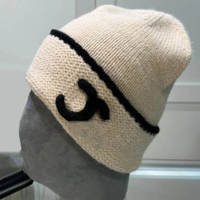 New Designer Luruxy Beanie For Mens and Women Knitted Hat Winter Warm Luxury Fashion Classic Birthday Gift Hot