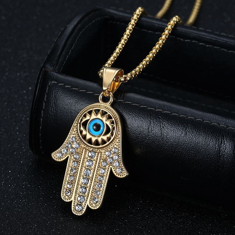 New European and American hip-hop jewelry: stainless steel, gold-plated, rhinestone-studded, blue-eyed, Hand of Fatima pendant necklace