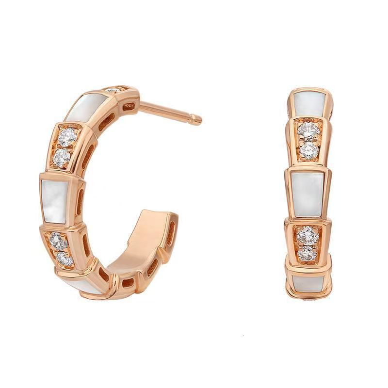 Bulgar Earings Designer Bvlgarilys Boucle d'oreille pour femme Boucle d'oreille en diamant Boucles d'oreilles en nacre Fashion Light Luxury Snake