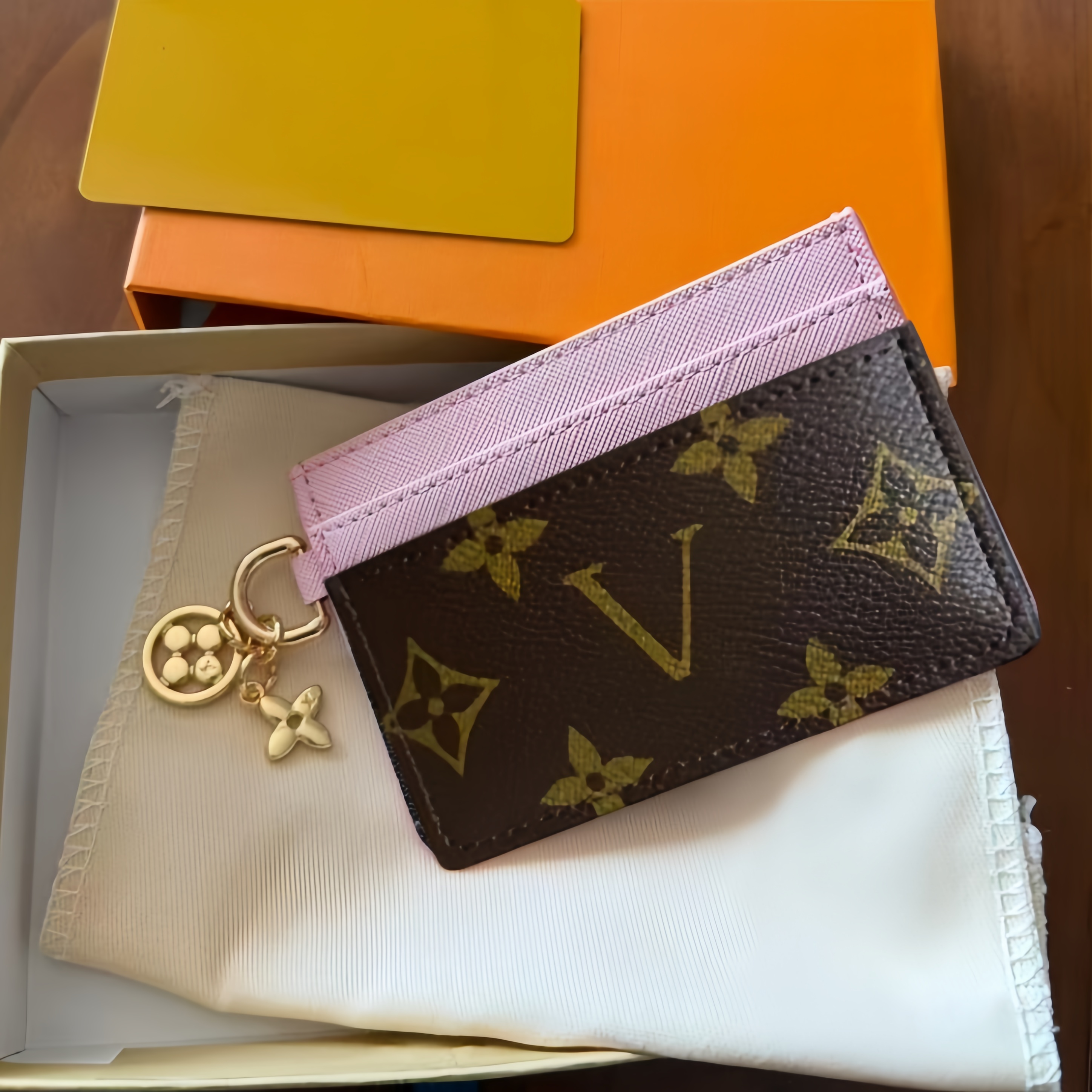 card holder luxury designer women wallet bifold card holder 10A with box holiday sports series style football model card holder passport bag designe