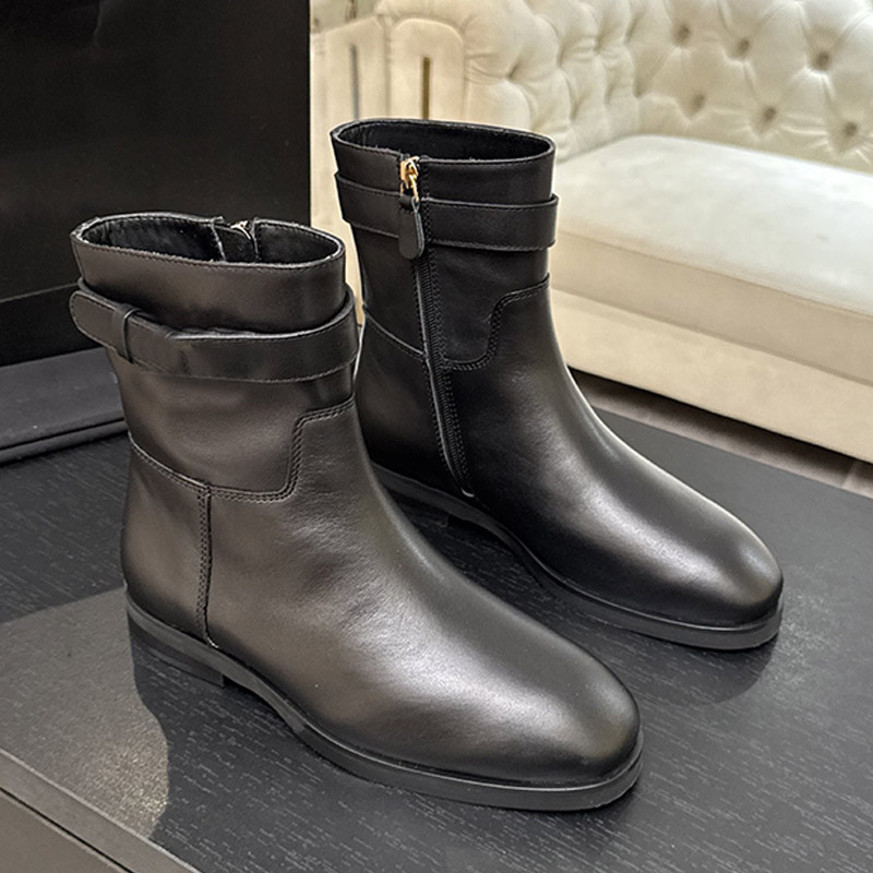 Luxury Ladies Black Calfskin Short Boots Pastel Tones Leather Smooth Side Zipper Buckled Womens Short Boots Womens Commuting Shoes Autumn Winter