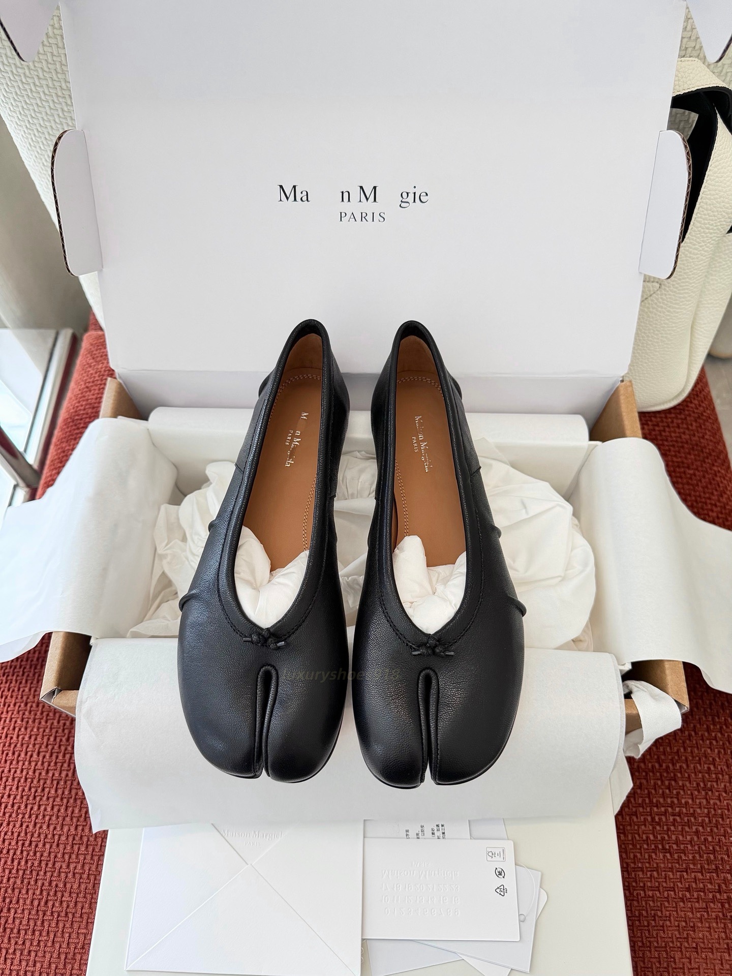 Designer Womens tabis flats Mary Jane Shoe black Ballet Flat shoe tabi Shoe Luxury Scuffs ballerina Loafer Leather ballet tabi flats gats shoes with