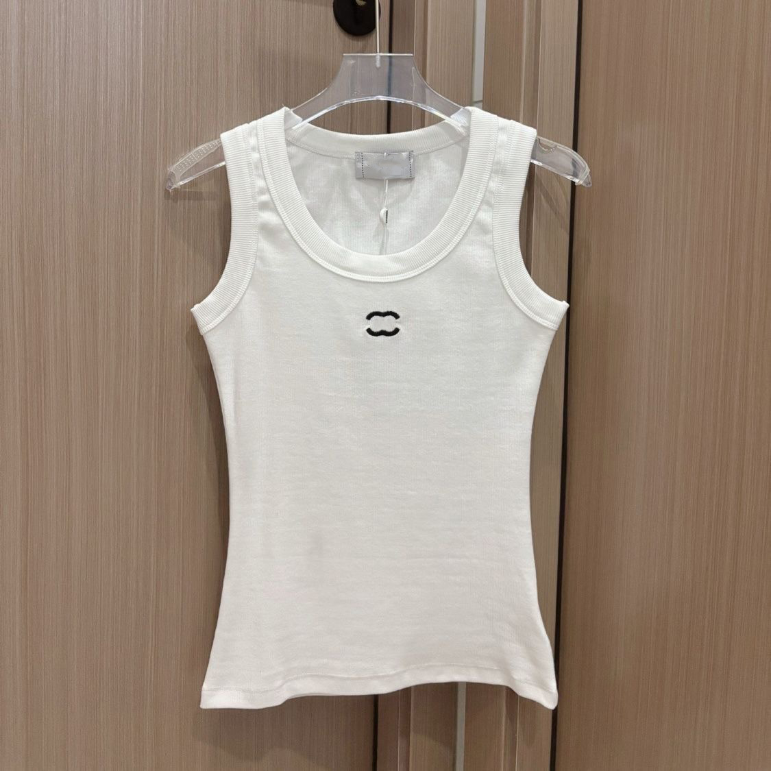 designer clothes women Women's t shirt Summer logo ribbed vest, women's V-neck sleeveless slimming, casual daily vacation beachwear, white