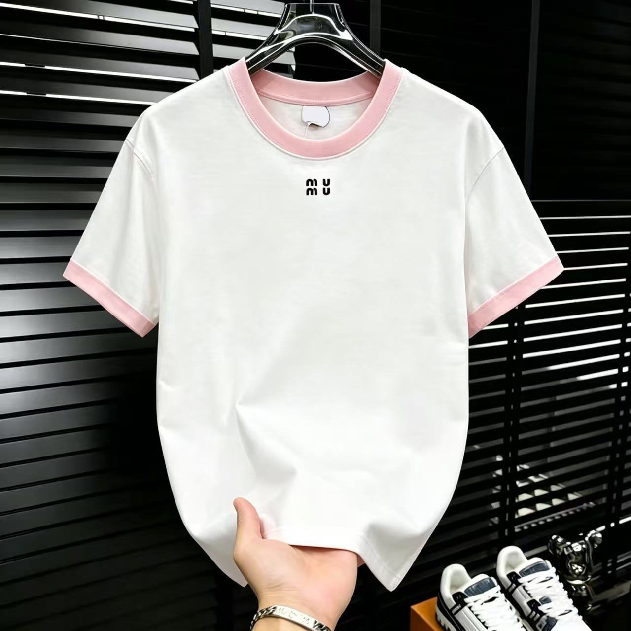 Designer t-shirts woman luxury fashion oversize tshirts graphic tees womens men short sleeve tshirt black pink shirts casual loose tops clothing668