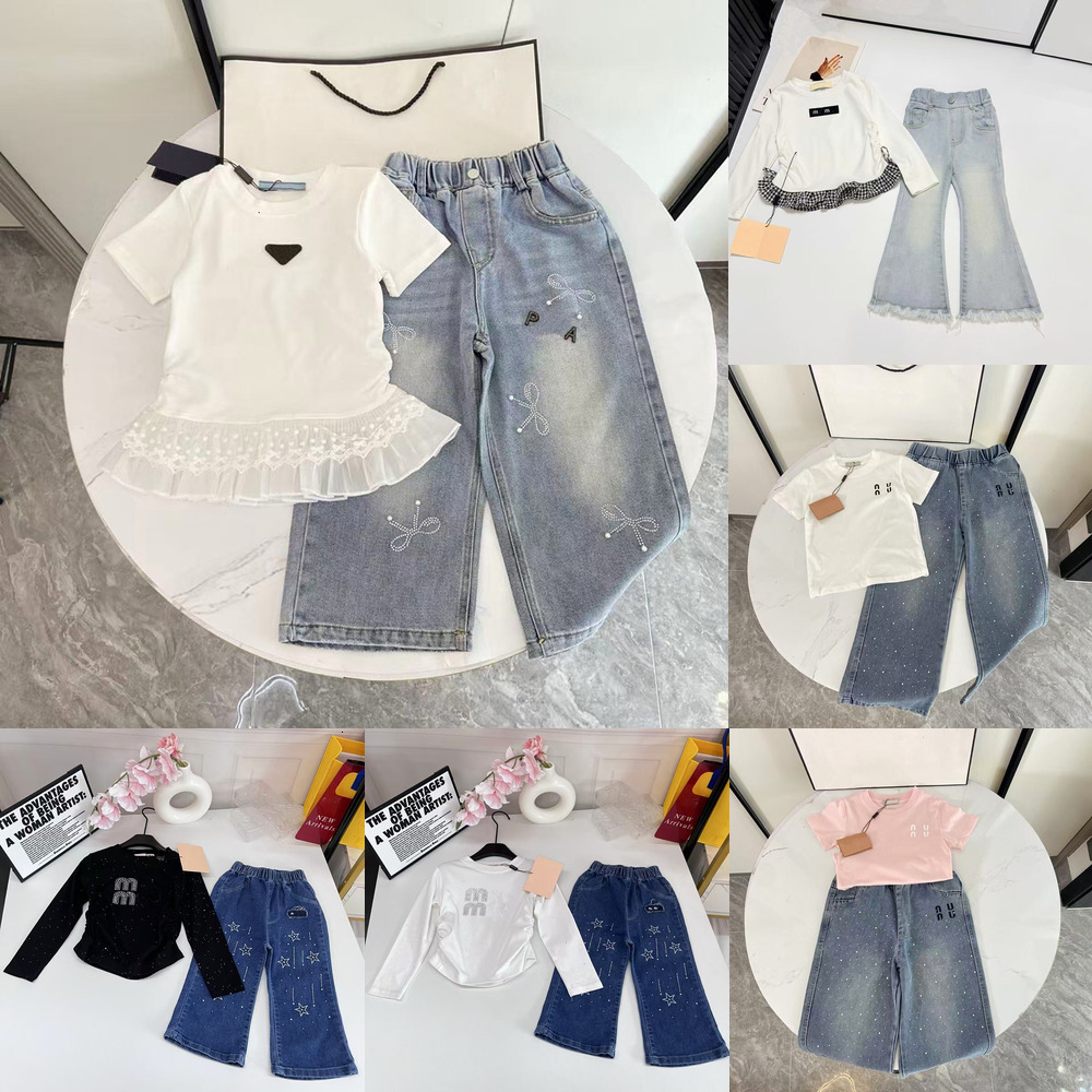 Fashion Designer Tracksuit Kids Clothes Jeans Two Piece Set Round Neck White T-Shirt Short Sleeve Top And Loose Wide Leg Pants Childrens Clothing Se