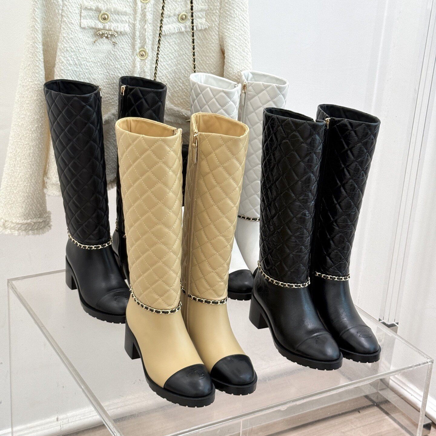 Quilted Boot Luxury Designer Lady White Black Leather Long Block Heel Round Toe Chain Fashion Dress Office Footwear Quality Comfort Modern Stylish T
