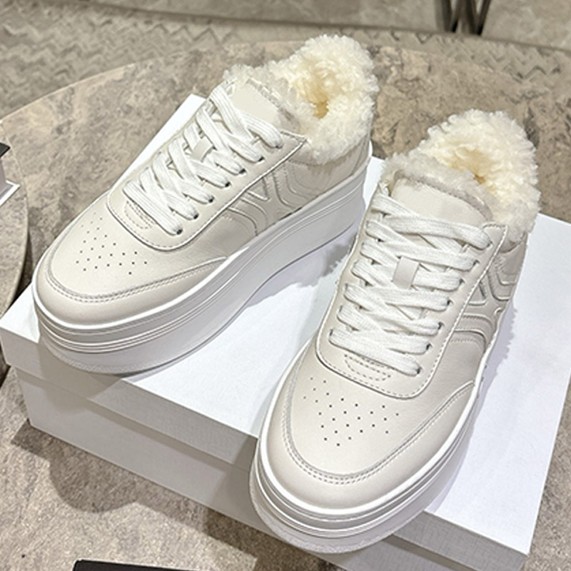Designer Lady Block Wedge Sneaker High Quality White Leather Multi Functional Anti Slip Sole Calfskin Optic White Low Cut Lace Up Shoes