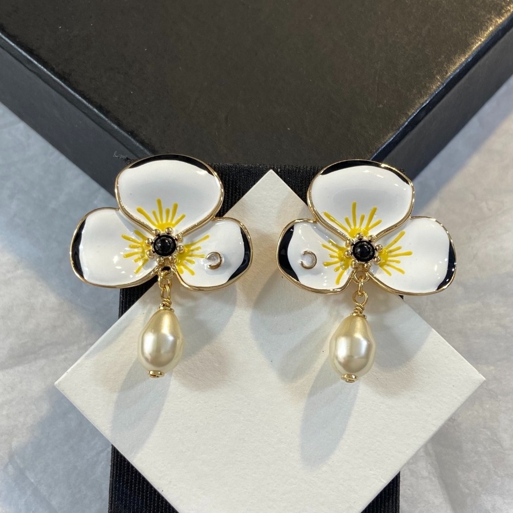 Boucles d'oreilles de créateur pour femmes, cerceaux de luxe, boucles d'oreilles de styliste pour femmes, boucles d'oreilles en perles, lettre, c