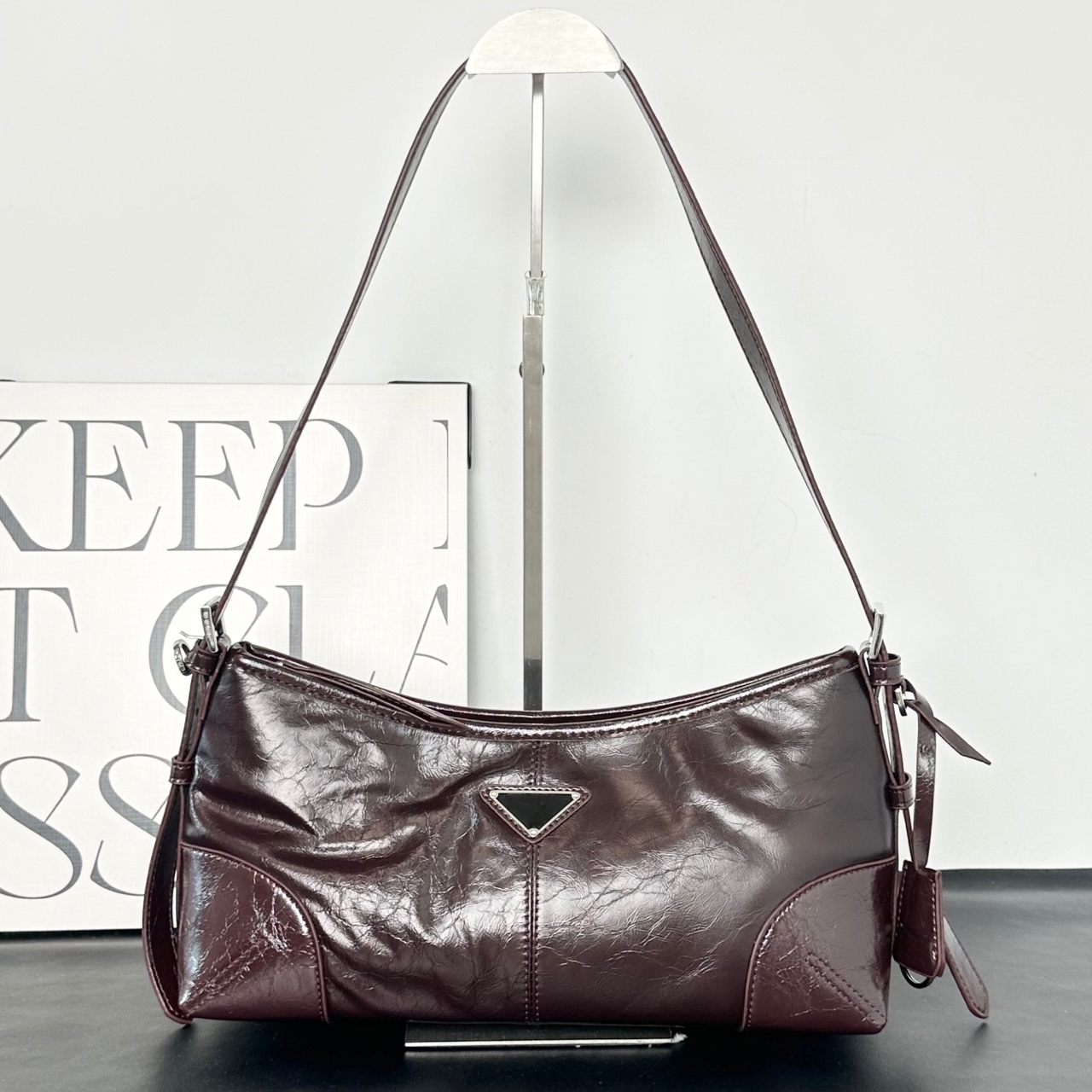 New designer luxury brand handbag, vintage oil-wax leather shoulder bag, suede crossbody bag, 7A high-quality women's shopping tote Baguette Ba