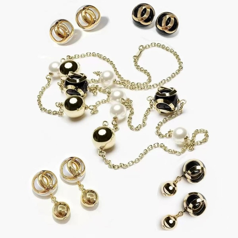 2026 Vintage Intertwined Knot Ball Pendant Necklace Eearrings for Women 18K Gold Chain Lariat Y Shape Choker Black White Onyx Long Chain Necklaces L