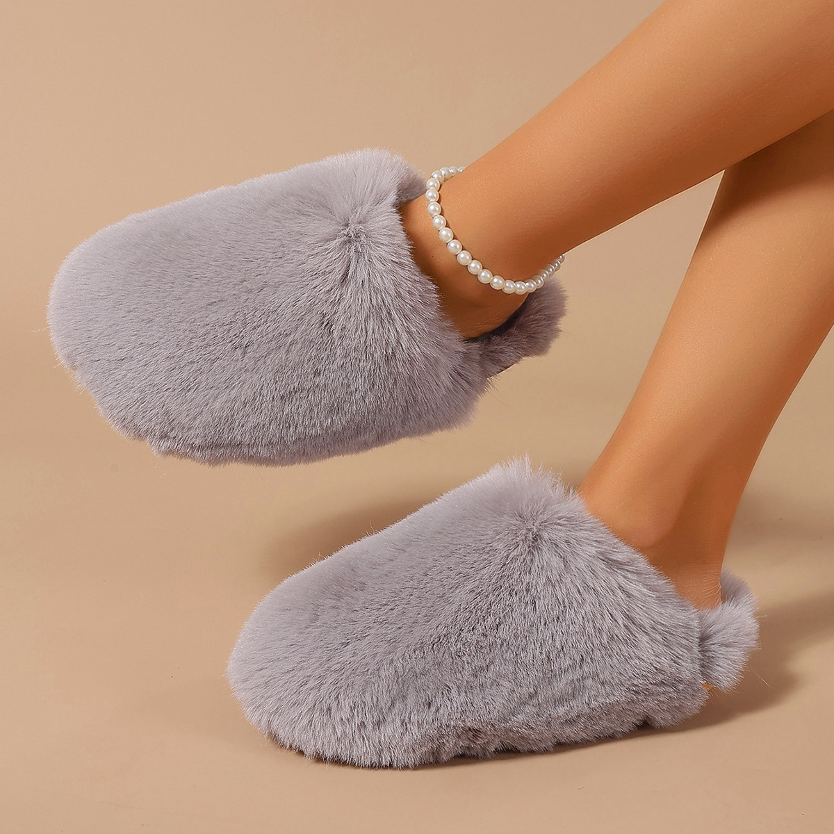 Stylish Women Designer Sildes Plush Home Outdoor Casual Fluffy Slippers With Fur Flat Faux Fur Furry Slides Shoes Sandals