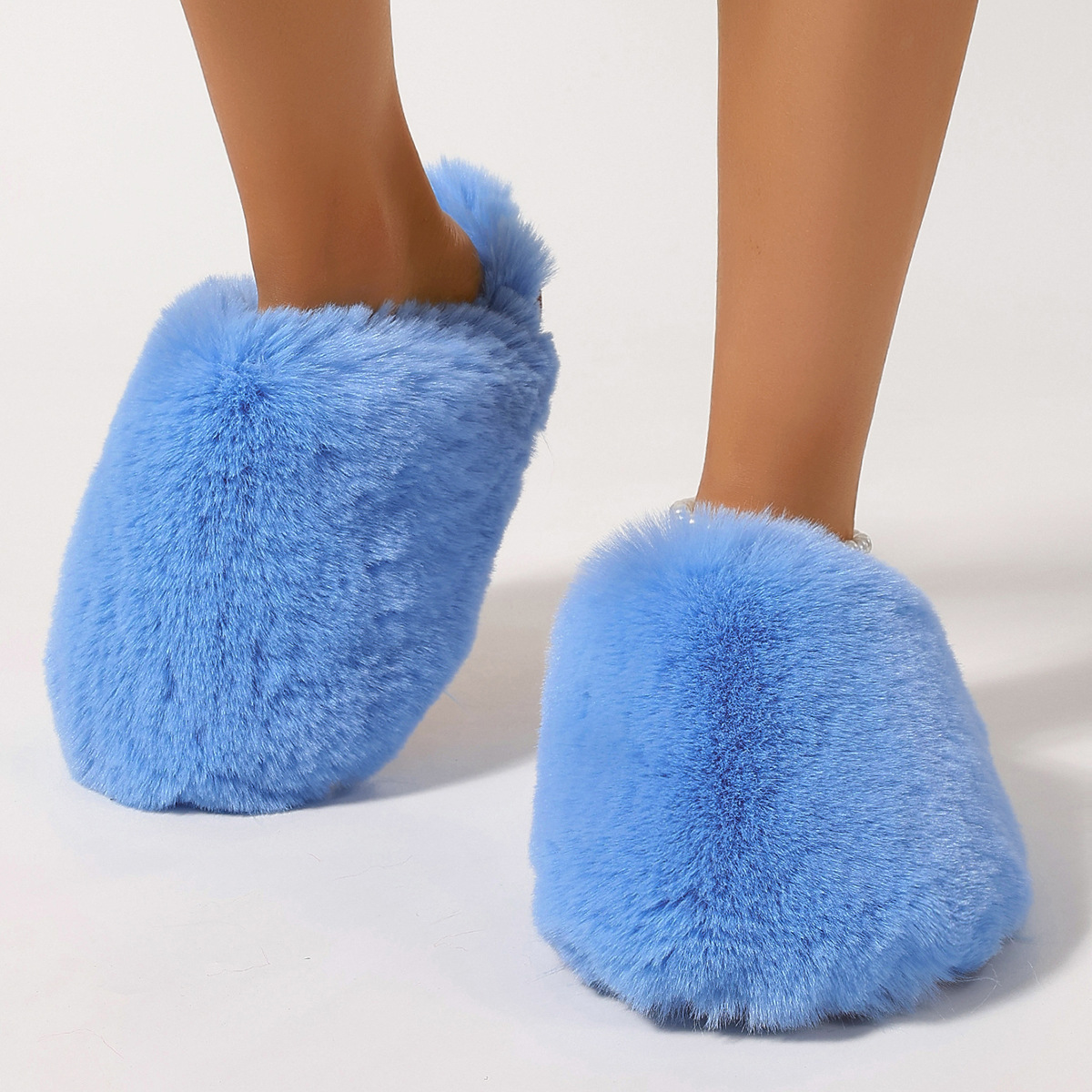 Stylish Women Designer Sildes Plush Home Outdoor Casual Fluffy Slippers With Fur Flat Non-Slip Faux Fur Furry Slides Shoes