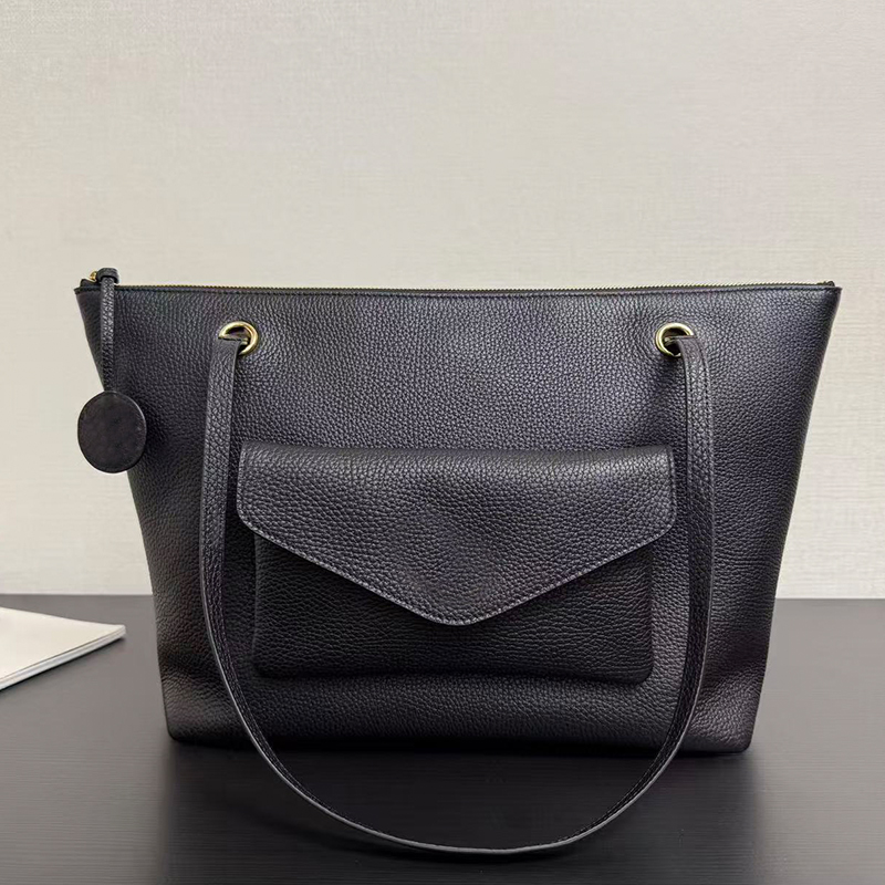 tote bag black shoulder bag jumbo flap bag Vintage large capacity genuine leather handbag front envelope pocket top zipper closure with round charm