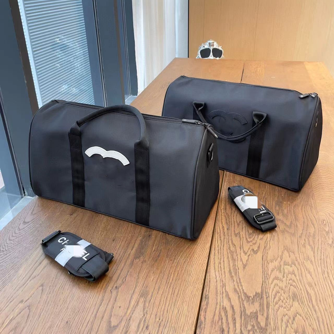 luxury fashion men women travel duffle bags brand designer luggage handbags large capacity sport Duffel bag high-quality Unisex bag