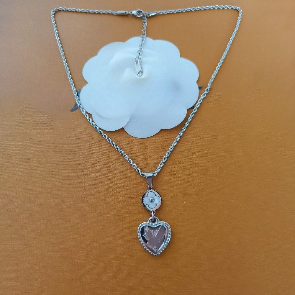 Collier Designer Femmes Luxe Collier Ras Du Cou Designer Marque Lettre Pendentif Colliers Chaîne Plaqué Or Bijoux De Fête De Mariage Accessoires