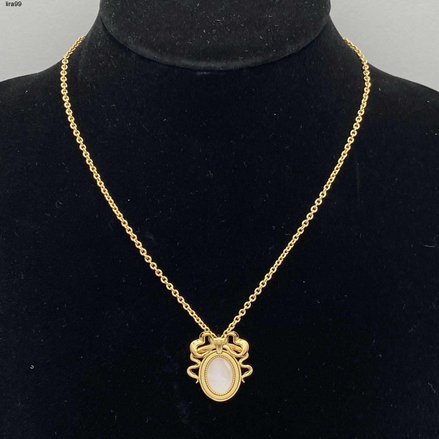Pendant Necklaces Brand New Designer Luxury Vintage Bow Decor Oval Mother of Pearl Pendant Necklace Smooth Thin Gold Chain Statement Jewelry For Par