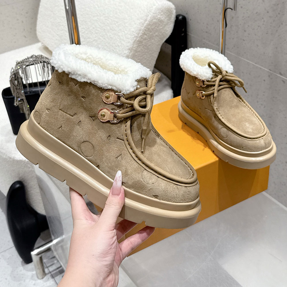 Cortina Low Boot Luxury Designer Womens Ski Boots 1AIUFW Fashion Soft Debossed Suede Calf Leather Boot Lace Up Warm Autumn Winter Snow Boot Shearlin