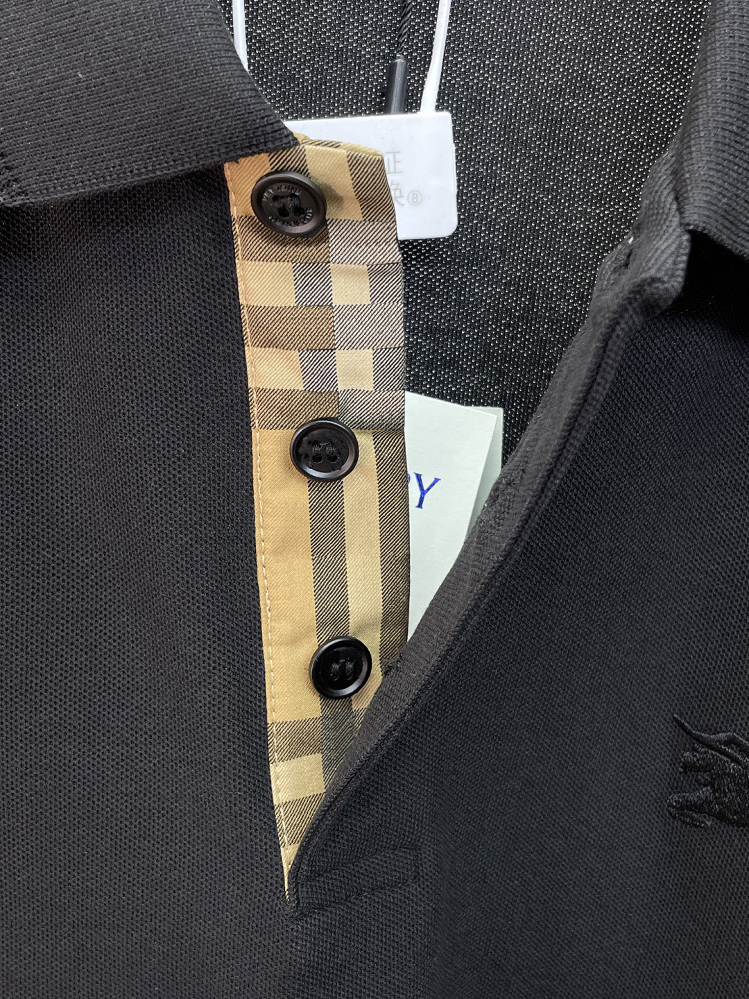 High quality designer men's T-shirt, cotton men's polo shirt buckle decoration, fashionable and versatile threaded lapel warhorse embroide