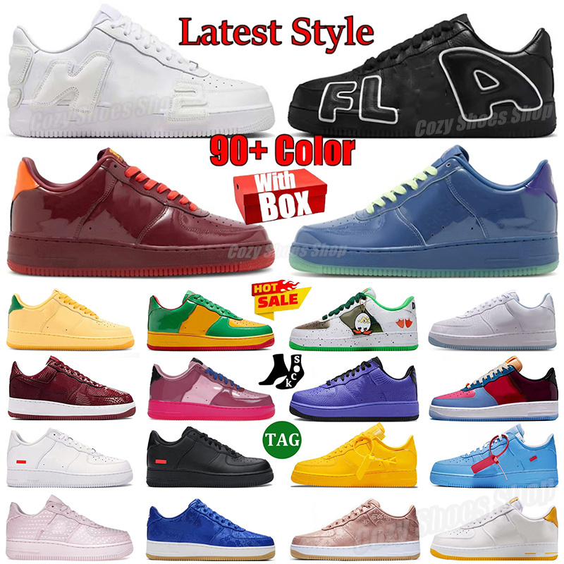 Chaussures de créateurs chaussures 2026 baskets de course classique triple blanc noir rouge blé utilitaire starstruck blanc glace sports de plein