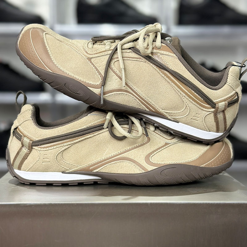 Mens Womens Radar Velvety Sneaker Designer Lightweight Classic Running Sneakers Ladies Worn Out Effect Interlaced Elastics Casual Shoes Sizes 35 46