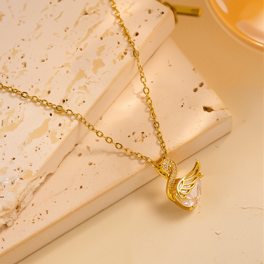 Flash – petit collier en acier et titane pour femmes, léger, avec chaîne de clavicule en forme de cygne sertie de diamants