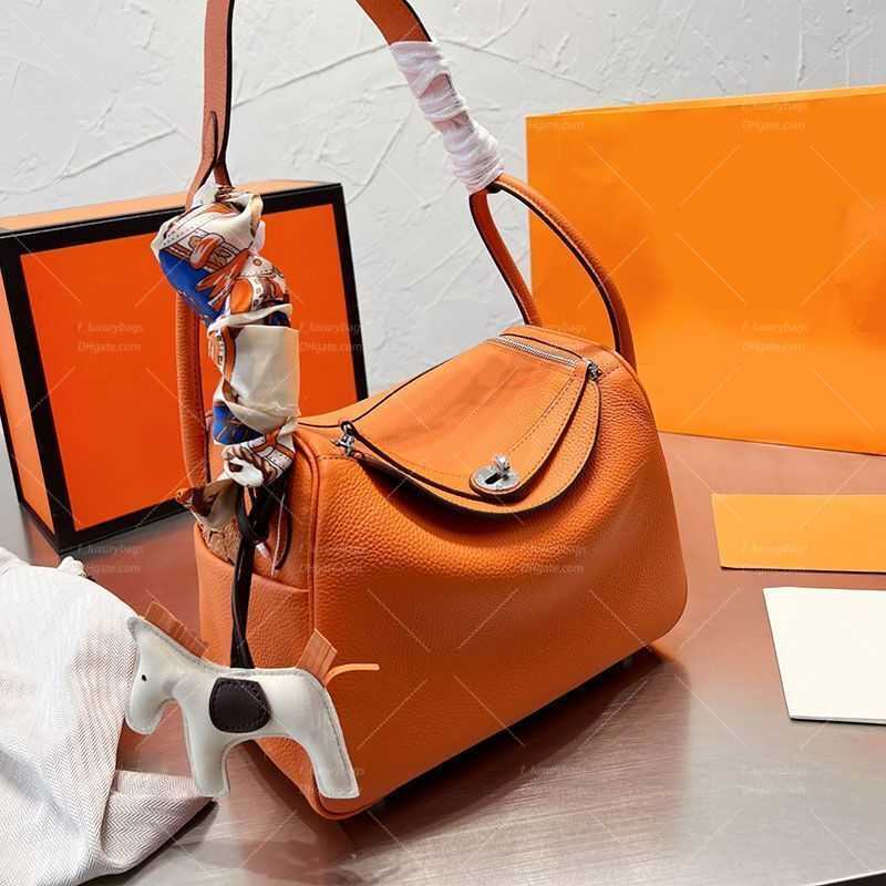 Shoulder Bags handbag crossbody bags cowhide leather high quality classic letter crossbody bags silver buckle hardware zipper tote bag plain forest