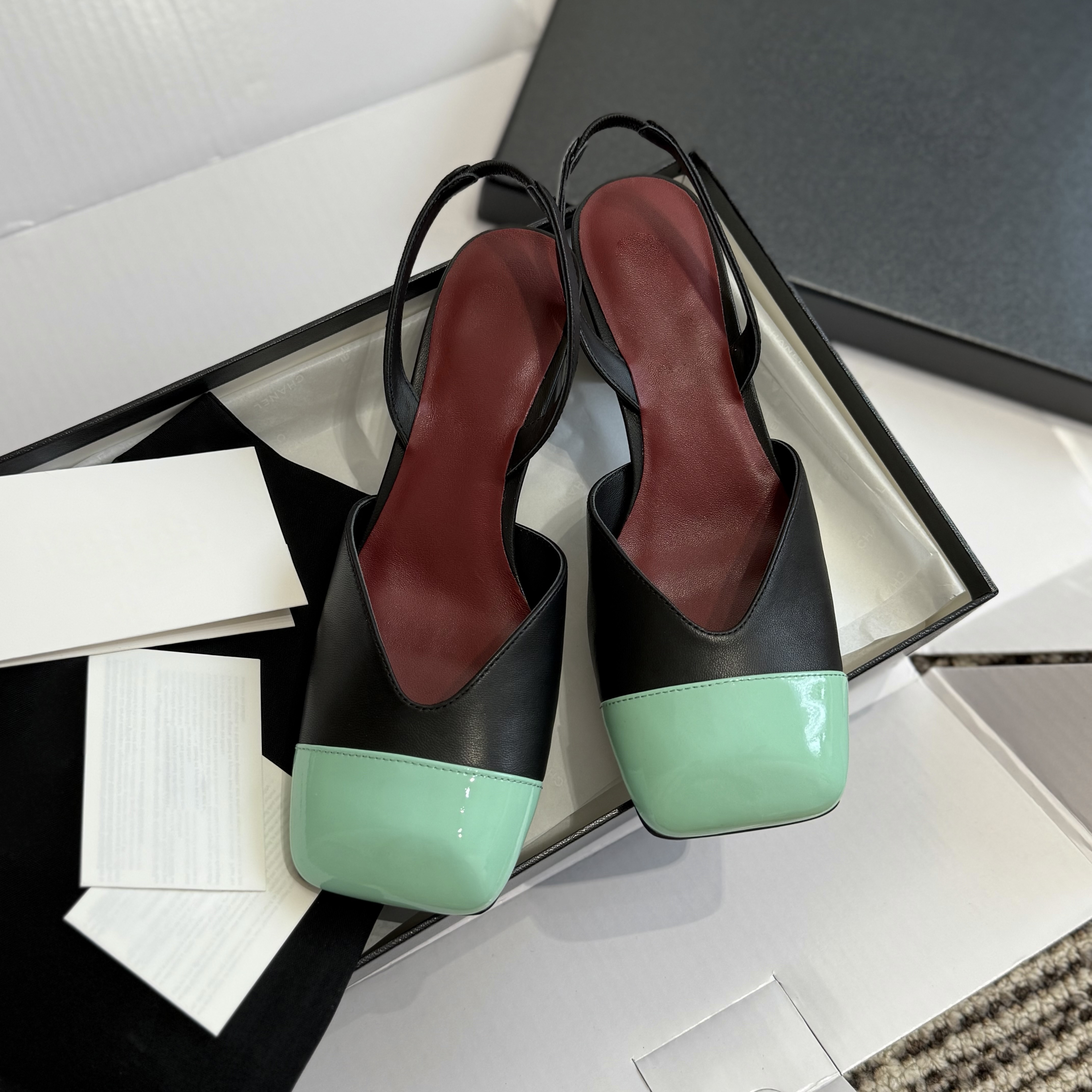 Farbblock-Slingback-Pumps für Damen, quadratische Zehenpartie, Mint-Spitze, Lammleder-Blockabsatz-Sandalen, Vintage-Chic, formelle Abendparty-Schuhe