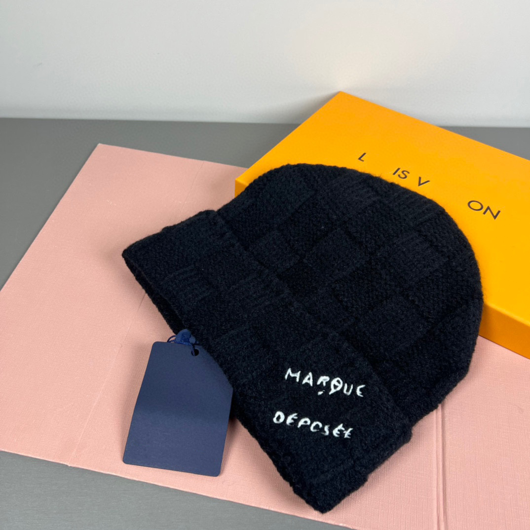 Luxury Checkerboard designer beanie hat Breathable women and man Warmth hat exquisite Hat trend autumn winter wool Elegance versatile temperament