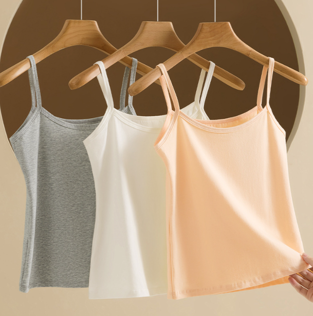 High-quality women's cotton designed camisole top, seamless slim-fit inner wear, plus-size lightweight base layer, versatile daily top for spri