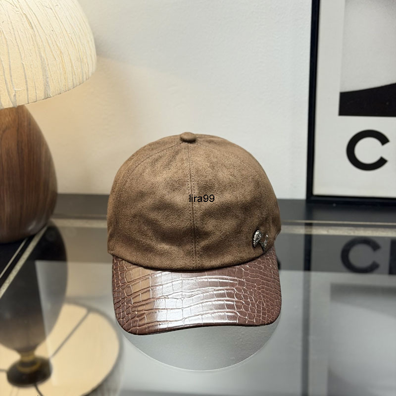 Ball Caps luxury designer for women baseball cap suede hat with crocodile pattern brim adjustable casual fashion peaked cap
